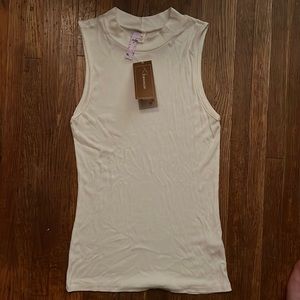 NWT - Francesca’s White Muscle Tank Size Medium